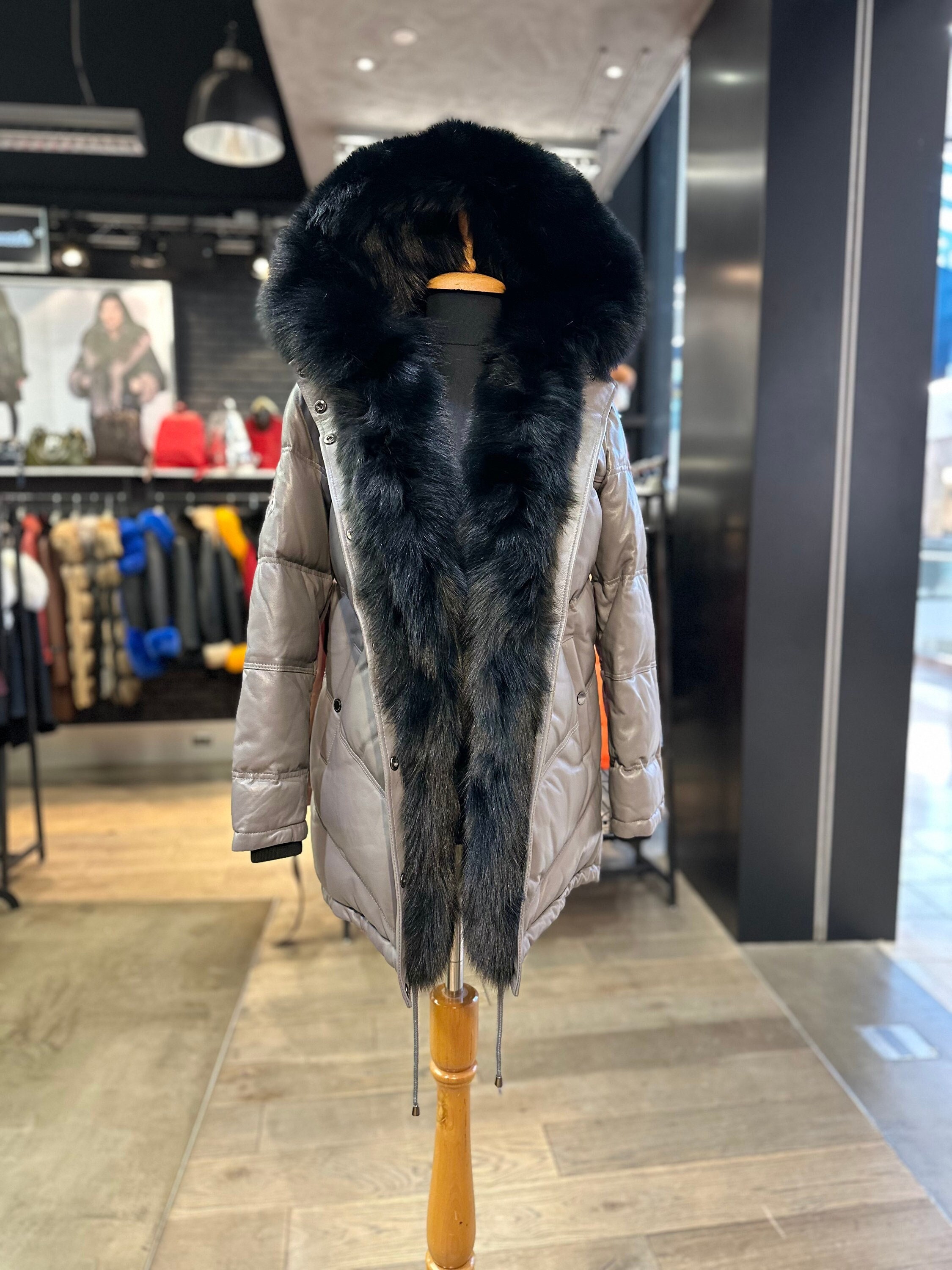 Parka donna nero read out caldo con piuma d'oca e pelliccia staccabile