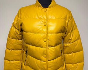 Chaqueta de plumón de piel de cordero amarilla para mujer Original Goose Country - Abrigo acolchado para mujer