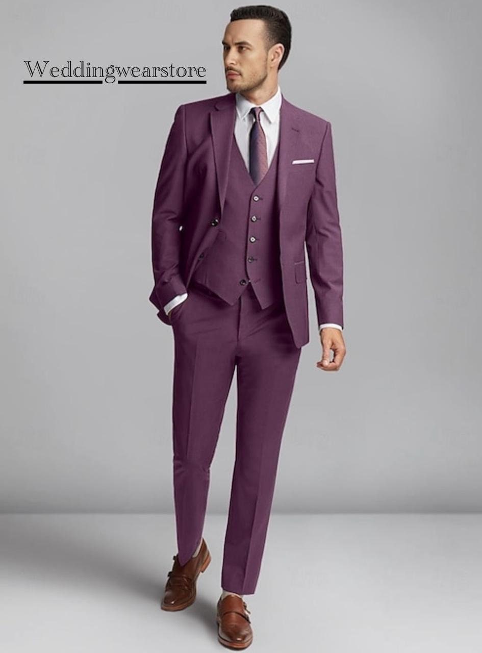 男性用高級パープル3ピーススーツ：結婚式の新郎と新郎の付添人の服装