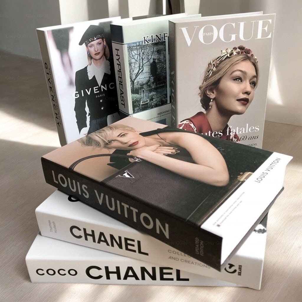 Louis Vuitton – Fancy Tiffany  Book decor, Set decor, Louis vuitton