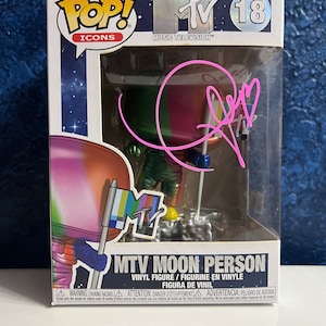 Funko Pop! Mtv Moon Person #18 Signed by TAYLOR SWIFT - COA Authenticated - Free Protector - Free Shipping