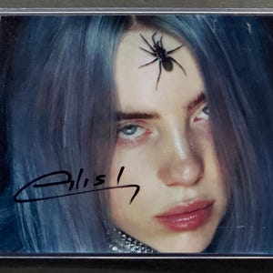 s*i様 Billie Eilish ビリー・アイリッシュ直筆サイン入りCD 【公式通販】