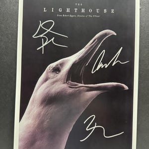Póster de la película EL FARO firmado por Robert Pattinson, Willem Dafoe y Robert Eggers - COA AUTENTICADO - Embalaje seguro, envío gratuito