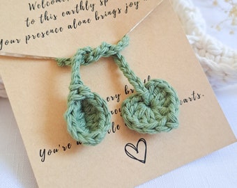 Umbilical Cord Tie Heart and Leaf, Eco friendly baby keepsake, Eco friendly baby gift, Crochet Umbilical Cord Tie, Green baby cord tie