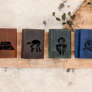 Cartera de cuero personalizada de Star Wars, regalo de Star Wars, cartera de cuero personalizada, cartera grabada personalizada, cartera de cuero personalizada de Star Wars