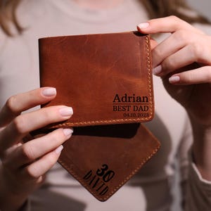 Personalized Leather Wallet for Men,Custom Bifold Wallet with Name or Initials,Groomsmen Gift,Fathers Day Gift for Him,Custom Leather Wallet