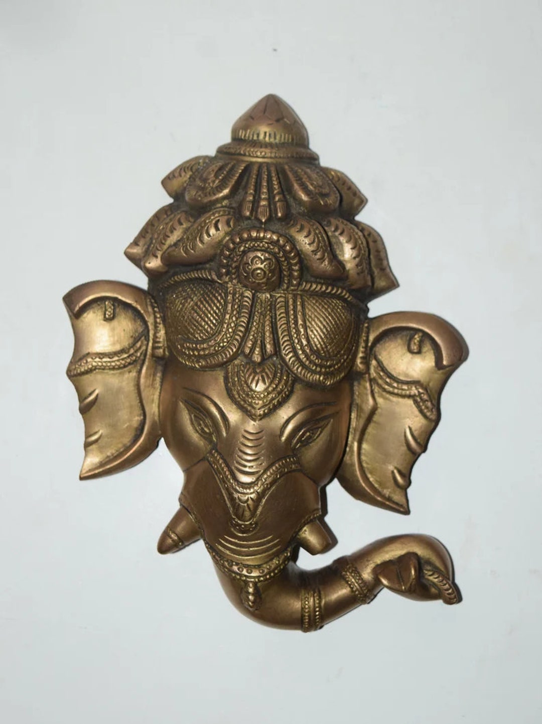 Crowned Vinayaka Shape Wall Decor Brass Lord Ganesha Wall Mount Decor ...