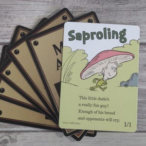 Cartes fantaisistes de jetons Saprobionte pour MTG illustrées par MRB Alters, imprimées sur du papier cartonné de qualité supérieure