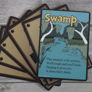 Cartas de fichas Whimsical Swamp para MTG ilustradas por MRB Alters, Foil ou Non-foil, impressas em papel cartão de qualidade premium