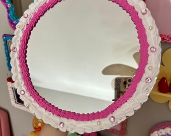 White Circle Mirror with pearls and rhinestones
