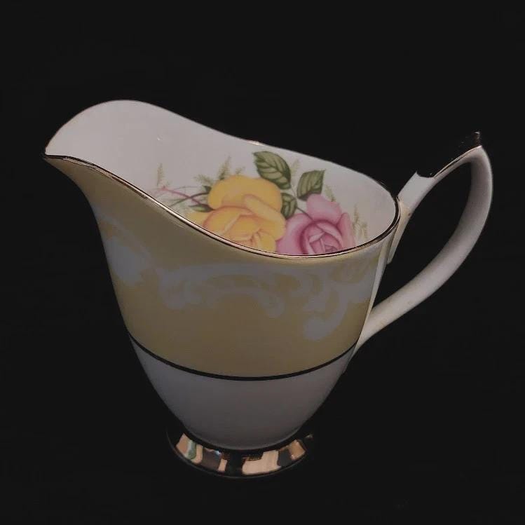 Vintage Imperial Fine English China Warranted 22KT Gold China 7