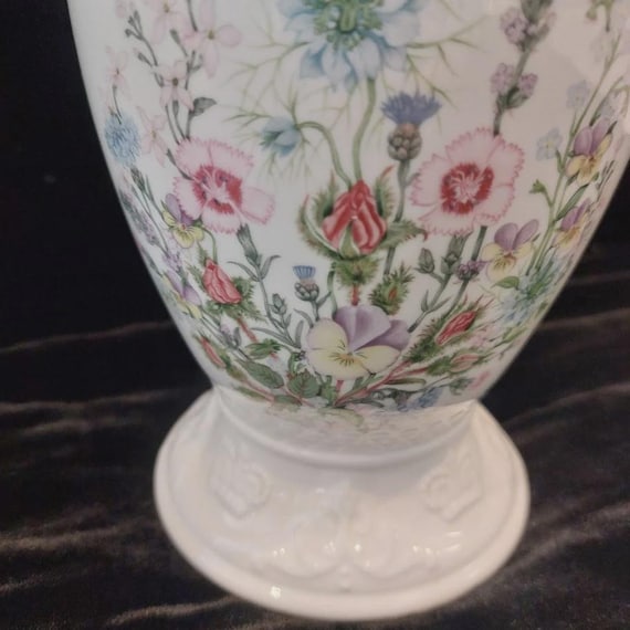 Aynsley Wild Tudor Bud Vase, Candlestick, Trinket Pot, Dish and