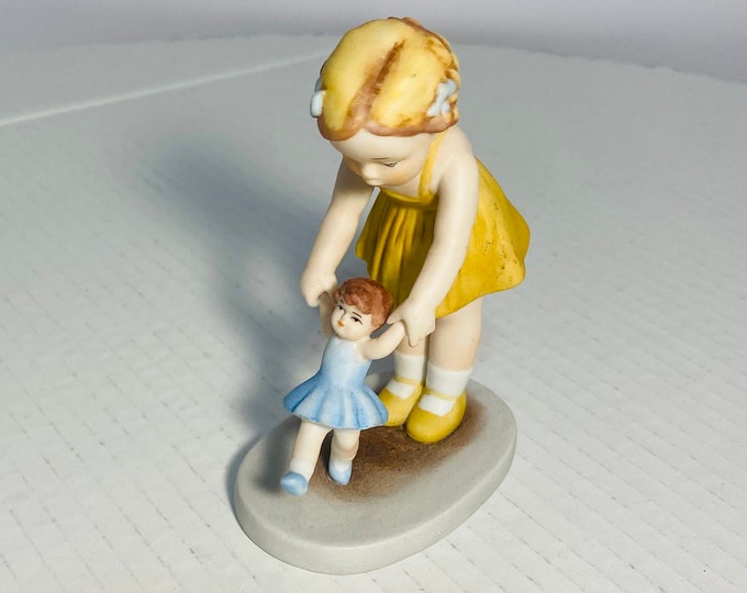 Beautiful Original Vintage 1985 "FIRST STEP" BY Bessie Pease Gutmann Collectable Porcelain Figurine 4.25" Tall