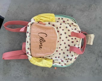 Personalisierte gestickte Erdbeere Kinderrucksack Angepasste Kinder Benutzerdefinierte Name Schultasche Geschenk Kinderwagen Tasche Kindergarten Rucksack