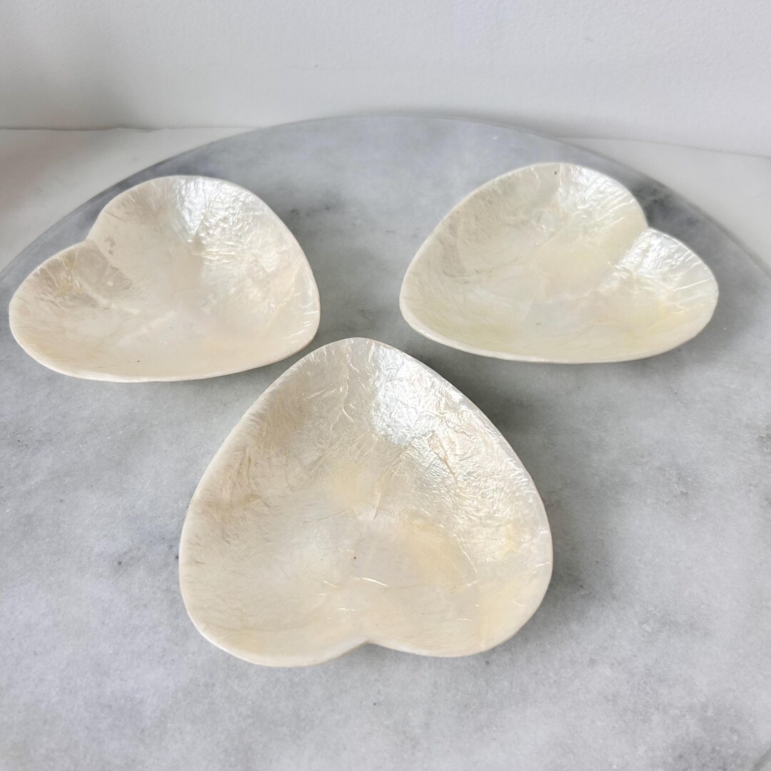 Capiz Shell Heart-shaped Ring Dishes Set of 3 - Etsy UK