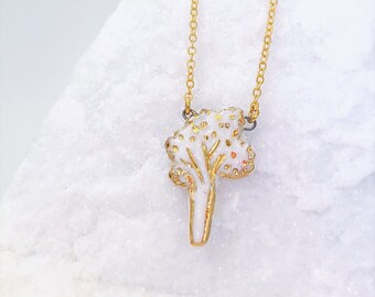Cauliflower, porcelain necklace, 22k gold, white/gold