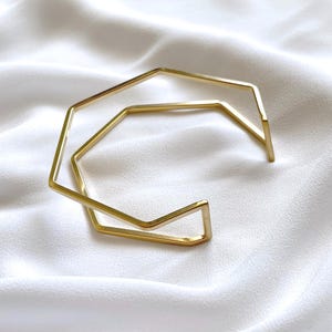 Bracciale rigido geometrico in acciaio inossidabile dorato - Bracciale moderno minimalista
