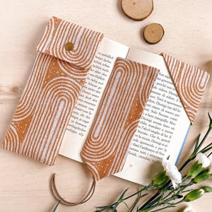 Astuccio arancione, Astuccio geometrico per penne piatte, Porta matite, Portapenne estetico, Accessorio per scrivere, Segnalibro in tessuto