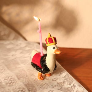 Royal Goose Candle Holder Ceramic Duck Birthday Cake Decor Funny Animal Figurine Gift for Friend Cute Table Centerpiece Handmade Animal Gift