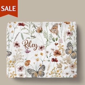 Couverture avec prénom fleurs sauvages et fleurs bohèmes Couverture personnalisée pour bébé fille papillon Couverture prénom pour bébé fille Cadeau de shower de bébé pour toute petite fille