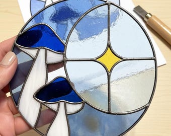 Patrón digital de vitral con forma de hongo místico Descarga de patrón digital de vitral DIY Listo para imprimir