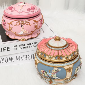 Personalisierte Spieluhr mit Karussell & Ballerina für Mädchen Jungen, individuell gravierte Namen Spieluhr, Weihnachtsgeschenke, Andenken Geschenke, Geburtstag