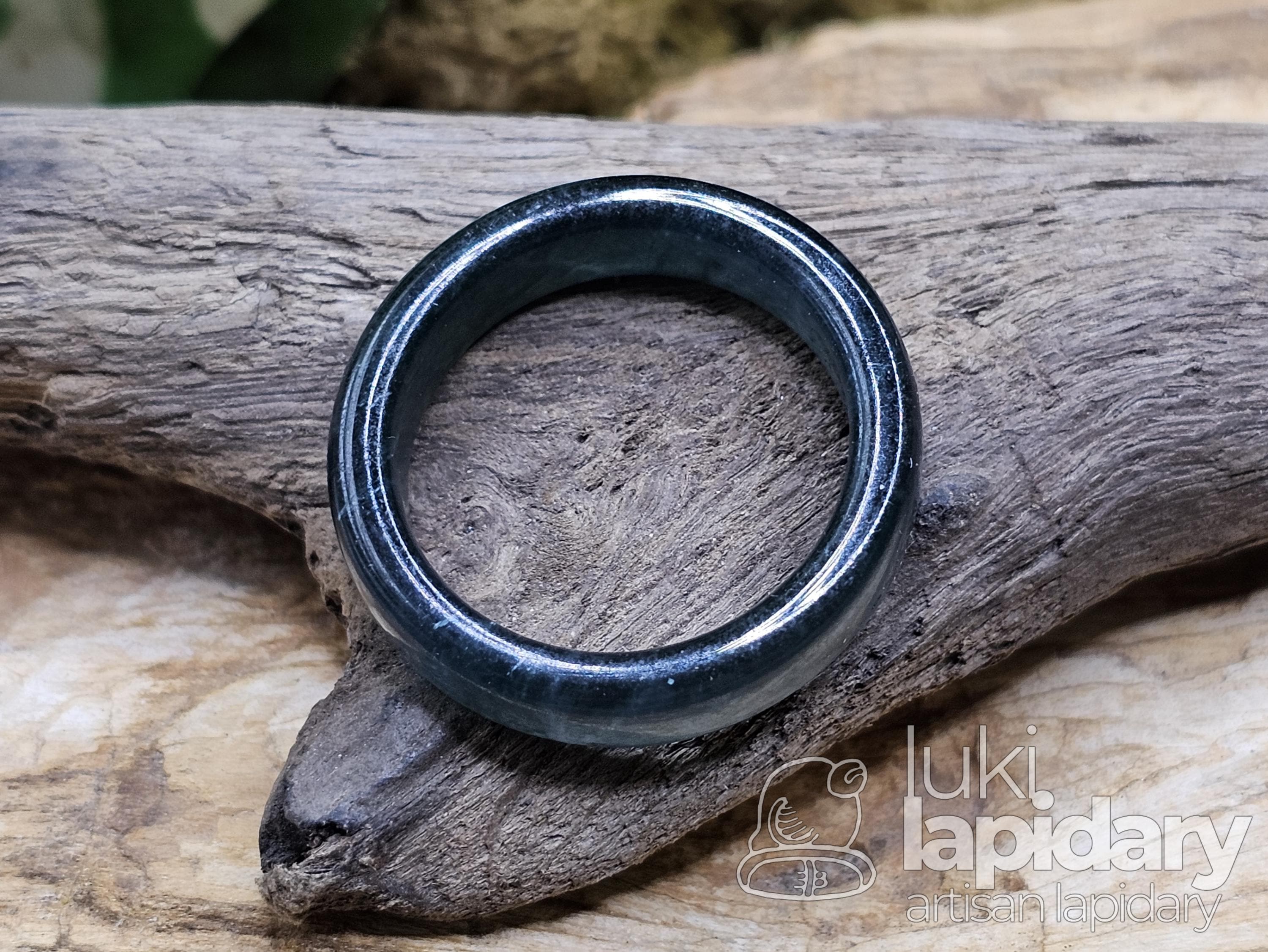 BLUE JADEITE JADE >> Guatemalan Jade Ring >> Size 10.5 >> Full Band