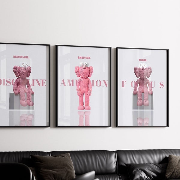 Conjunto de 3 carteles de Kaws rosados, arte de pared HypeBeast, DESCARGA DIGITAL, arte de pared de Kaws, póster de diseñador, arte de pared estético rosa, impresión digital de Kaws