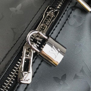 Louis Vuitton Lock & Key Chunky Necklace – Little Paris Collective