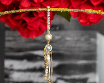 Crystal bracelet with blue and white pearl Bridal gold bracelet Something blue for bride Bachelorette gift Romantic bracelet for bride