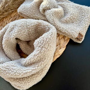 Set aus Stirnband und Loop Schal aus weichem Teddy-Stoff, kuschelweich und warm