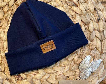 Beanie made of soft waffle piqué in blue