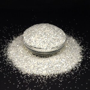 Hollywood Blvd. Silber Reflektierende Medium Particle Cut Mix Exclusive Polyester Glitter Tumbler Crafts Makeup