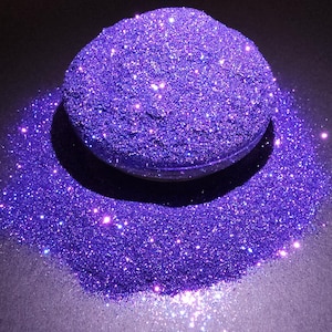 Gobelets à fabriquer soi-même scintillants en polyester scintillant extra-fin Andromeda Violet scintillant