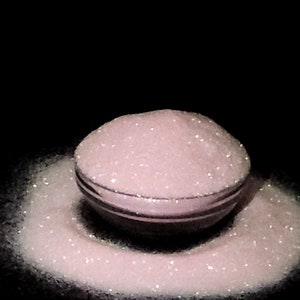 Wata cukrowa Extra Fine Baby Pink Sparkling Iridescent Poliester Kosmetyczny brokat Crafting Tumblers Nails