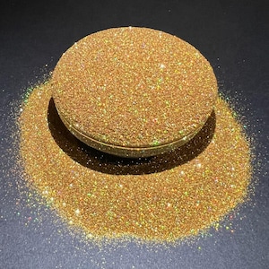 Trucco artigianale in bicchiere con glitter colorati in poliestere olografico dorato a taglio extra fine di Las Vegas