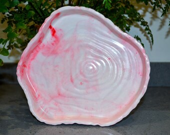 Hand-moulded concrete seashell jewellery dish/trinket holder