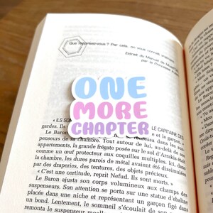 One more chapter | Sticker booktok | Gift for book reader | Kindle sticker | Sticker for Ipad, computer, phonecase, Kindle