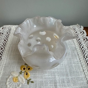 Beautiful! Fenton French Opalescent Coin Dot Vase, 4.5&quot;