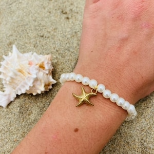 Shell pearl bracelet