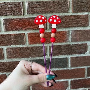 Pilz Stofftier Stix • Amigurumi Sticks • Sticks • Sticks • Sticks • Sticks • Häkelsticks Sticks • Sticks