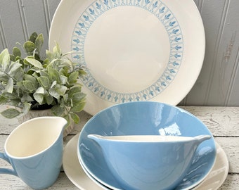 Richelieu Homer Laughlin Dish Set Vintage Fleur De Lis Blue Pattern Chop Plate Bowls Platter
