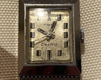 Antique Timex Electric Gold Tone Quartz Watch 24mm Made in