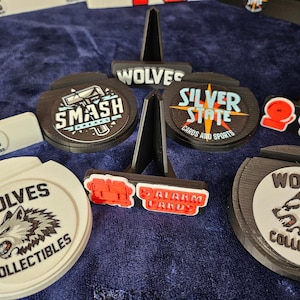 Custom Round Style Card Stands, 3D Printed Card Stands in unique round puck style - Custom with your logo/name