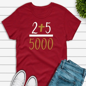 Jesus „2 Fische 5 Brote“ Christlich. She31 Original-T-Shirt
