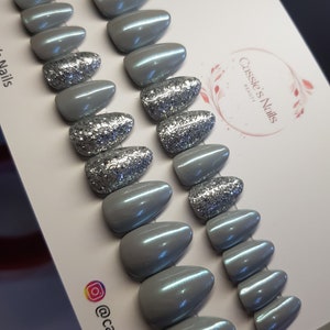 Press on nails
