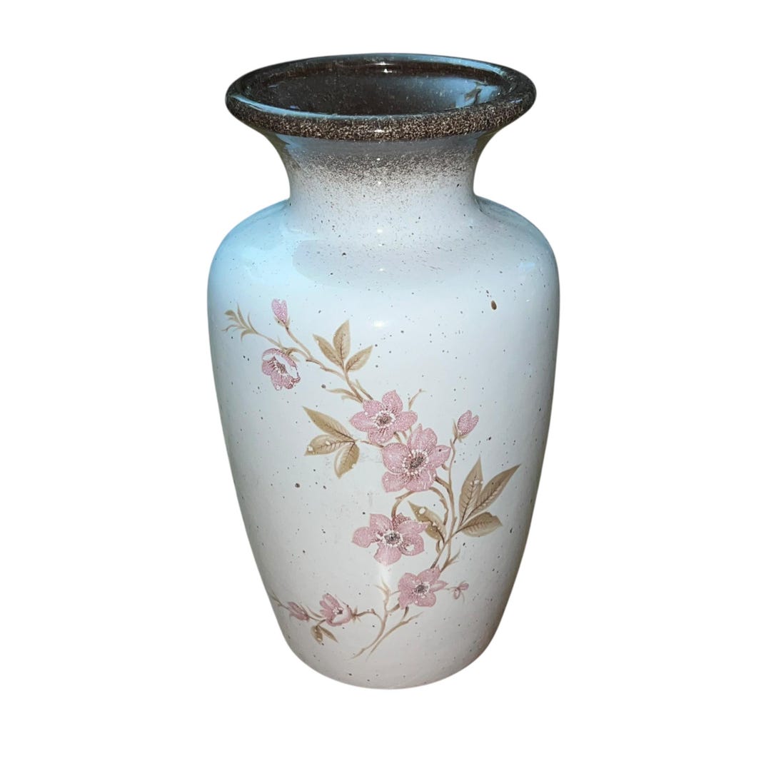 ピンクと青の花瓶 陶器製 ピンクと青の花瓶 陶器製