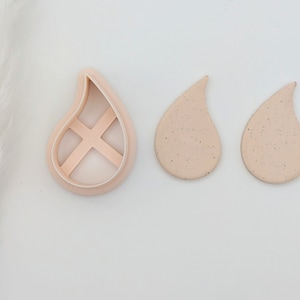 Falling Teardrop Earring Cutter, Teardrop Clay Earring Cutter , Polymer Clay Cutters, Clay Jewelry Cutters, Trendy earring Cutters