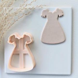 Dutch Dress Cookie Cutter, Dress Cookie Cutter, Large Clay Cutter, Polymer Clay Cutter, Fondant Cutter, 3 D Printed Clay Cutter