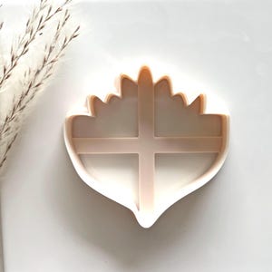 Triple Flower Cookie Cutter, Trendy Flower Cutter, Large Clay Cutter, Polymer Clay Cutter, 3D Printed Clay Cutter, Fondant Cutter